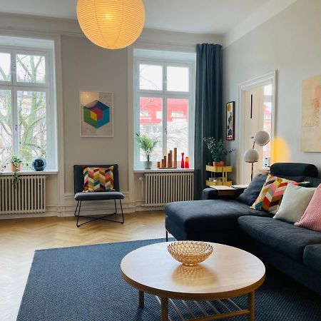 Cool And Light 2 Room Apartment In Sofo Estocolmo Exterior foto
